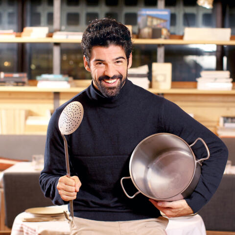 Miguel Ángel Muñoz: 'Me tomé la cocina como si estuviera cumpliendo el sueño de mi vida' Miguel Ángel Muñoz: 'Me tomé la cocina como si estuviera cumpliendo el sueño de mi vida'