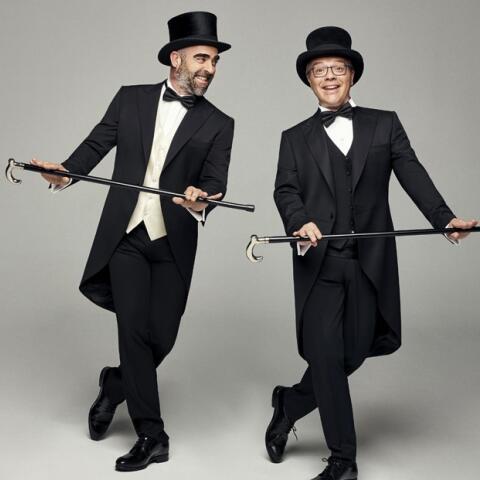 Luis Tosar y Daniel Monzón, bailando bajo el chaparrón Luis Tosar y Daniel Monzón, bailando bajo el chaparrón