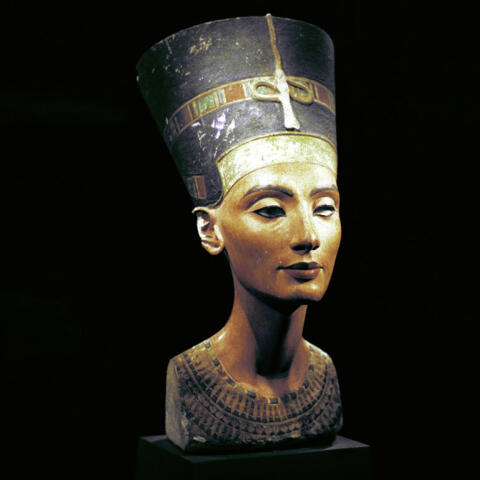 Buscando a Nefertiti Buscando a Nefertiti