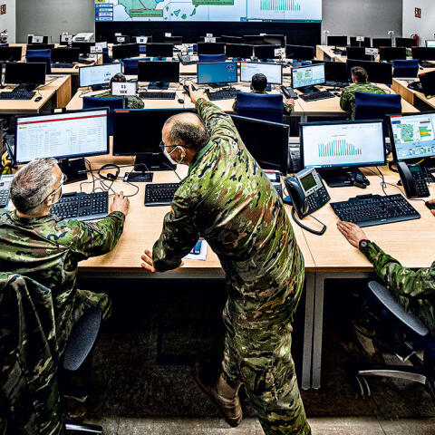 Soldados al rescate: así actúan las Fuerzas Armadas frente a situaciones de emergencia Soldados al rescate: así actúan las Fuerzas Armadas frente a situaciones de emergencia